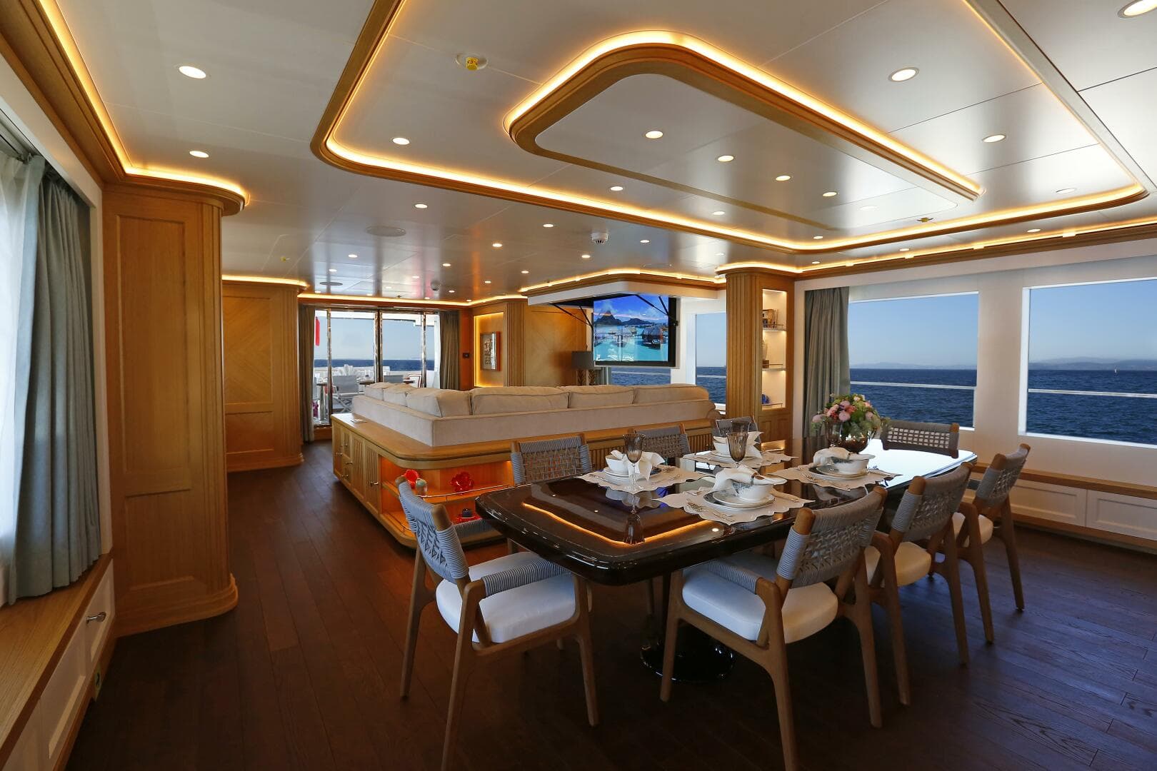 2024 RMK Marine Explorer Yacht