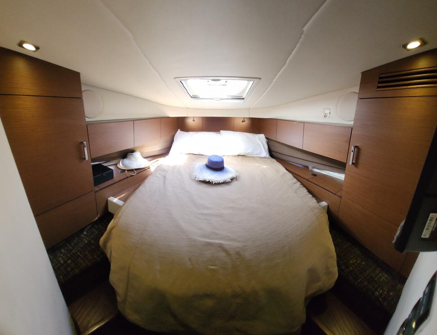 2014 Sea Ray 470 Sundancer